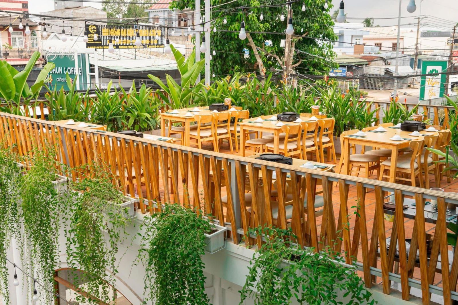 Thanh lý đồ dùng nhà hàng