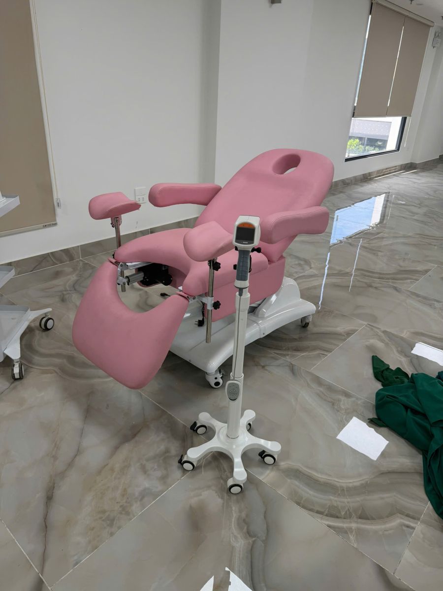Thanh lý tiệm nail, spa Bình Dương